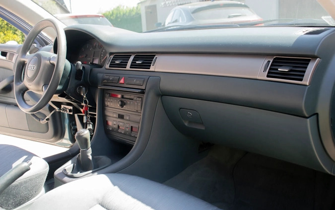 Audi A6 cena 15000 przebieg: 335603, rok produkcji 2000 z Bieruń małe 301